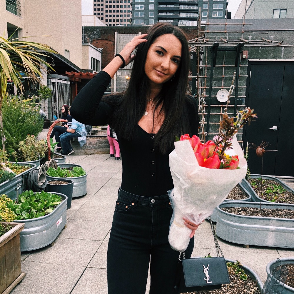 Meet your Posher, Lena